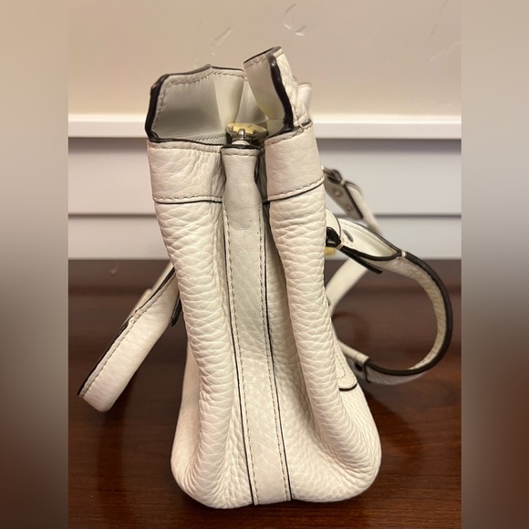 Sold - Picture 6 of 8